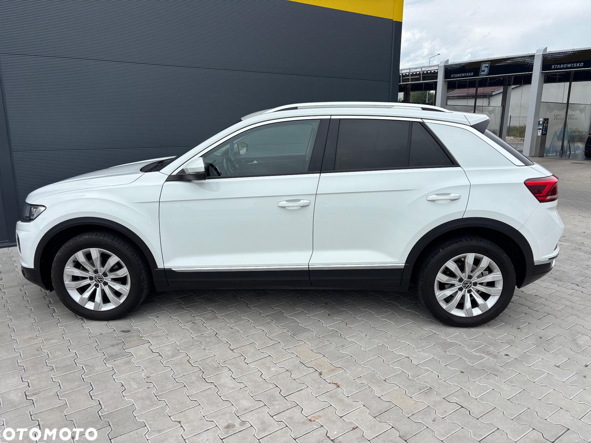 Volkswagen T-Roc 1.5 TSI Final Edition - 4