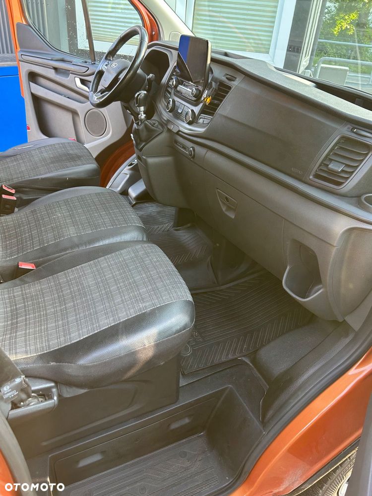 Ford Transit Custom - 14