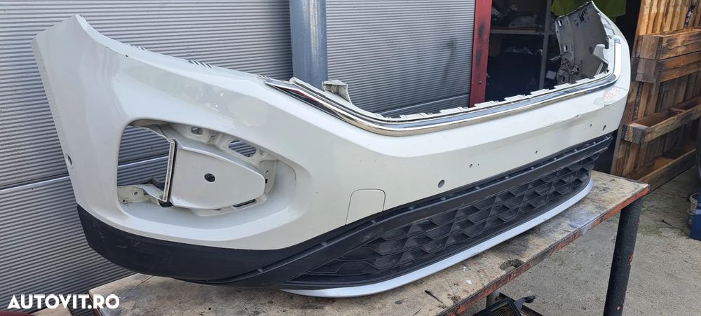 Bara fata Volksvagen T-Roc Facelift - 4