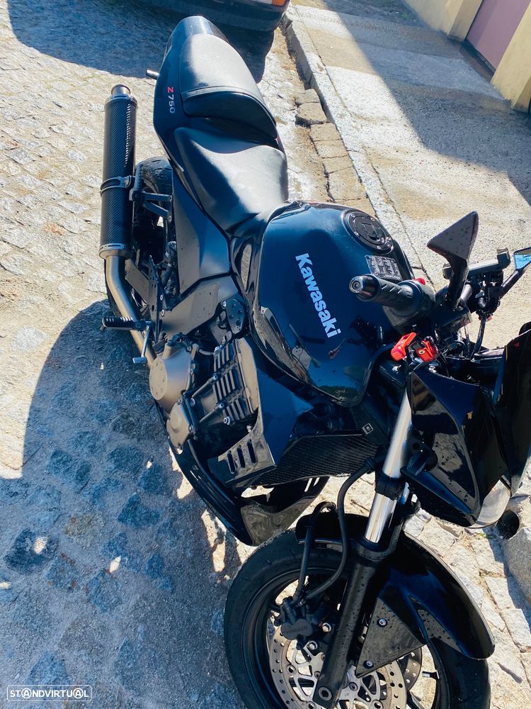 Kawasaki ZR - 5