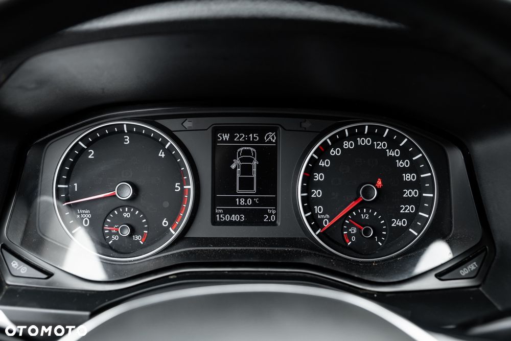 Volkswagen Amarok - 35