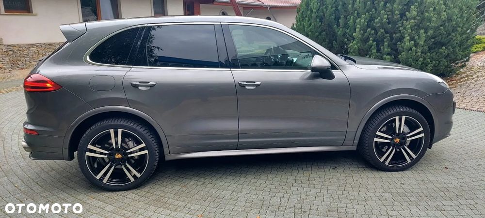 Porsche Cayenne S Diesel - 4