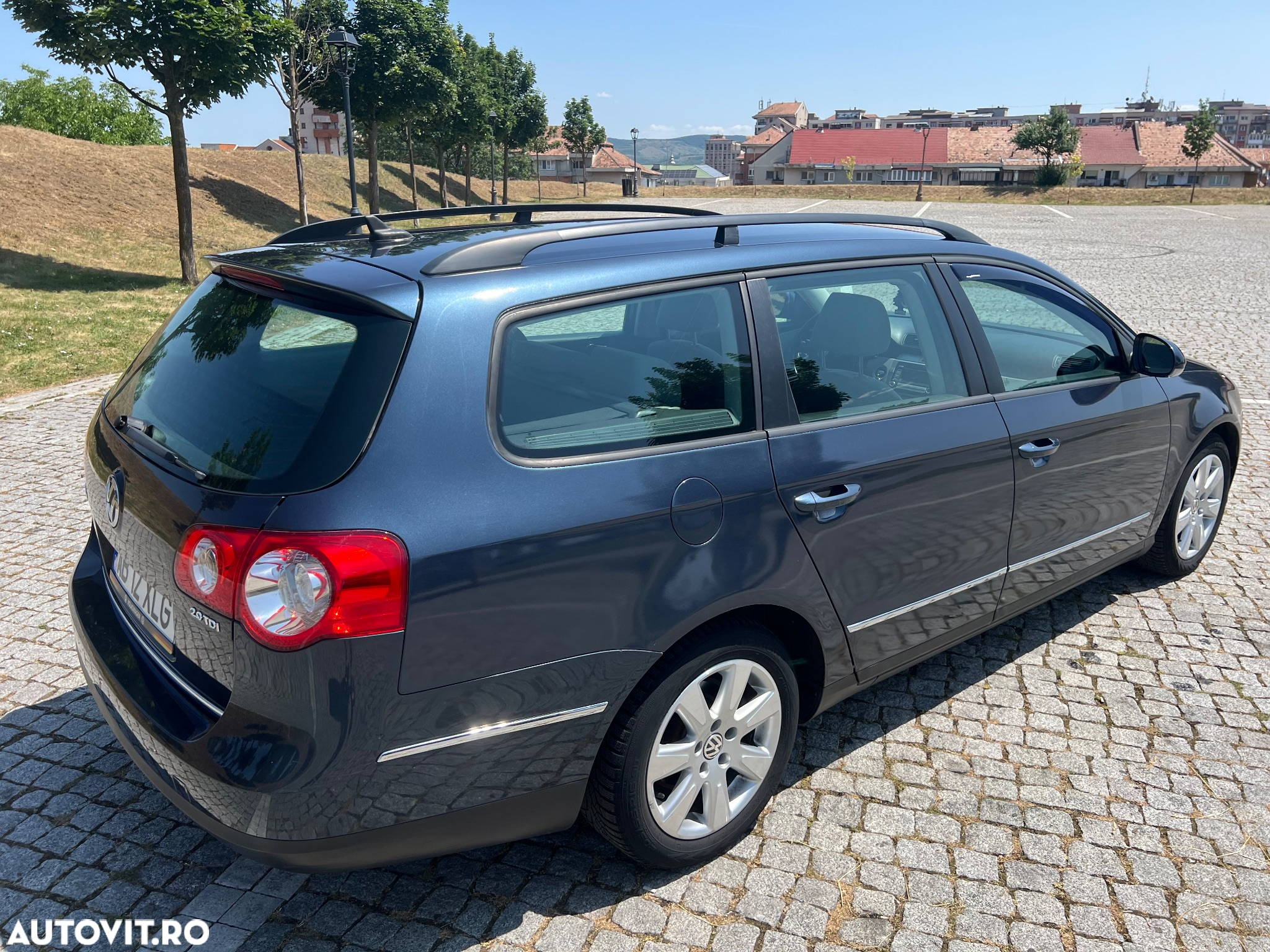Volkswagen Passat 2.0TDI Comfortline DPF - 6