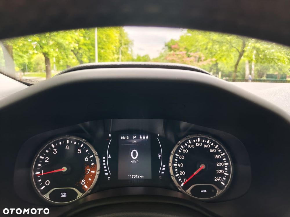 Jeep Renegade 1.4 MultiAir DSG Longitude - 27