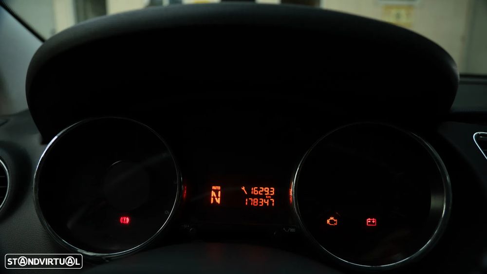 Peugeot 3008 - 14