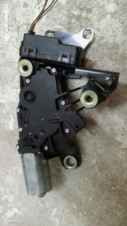 ATUADOR E MOTOR LIMPA VIDROS BMW E61 - 1