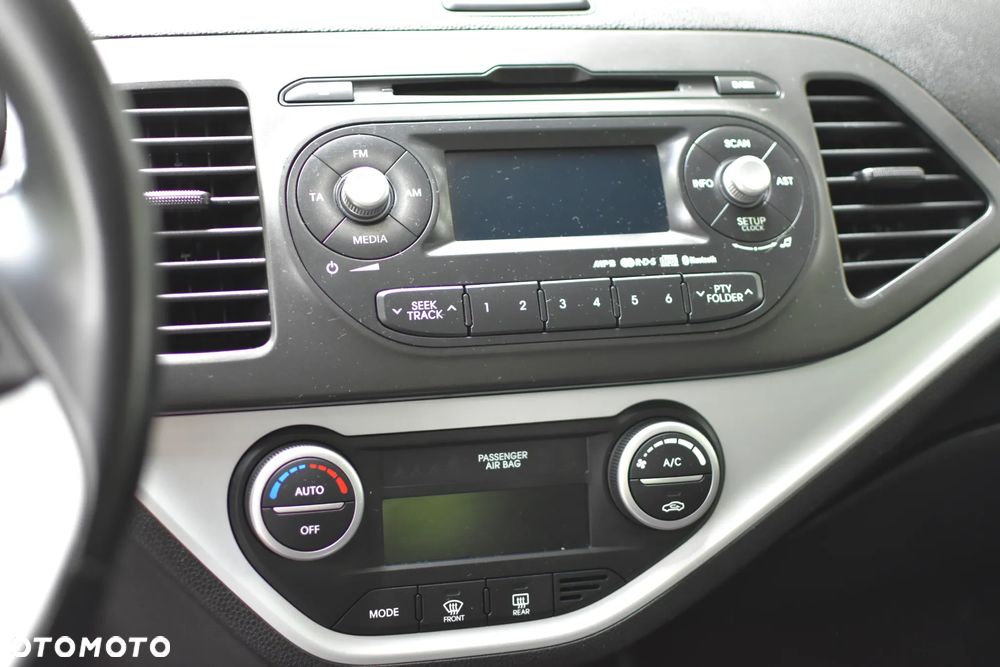 Kia Picanto 1.2 Dream Team Edition - 13