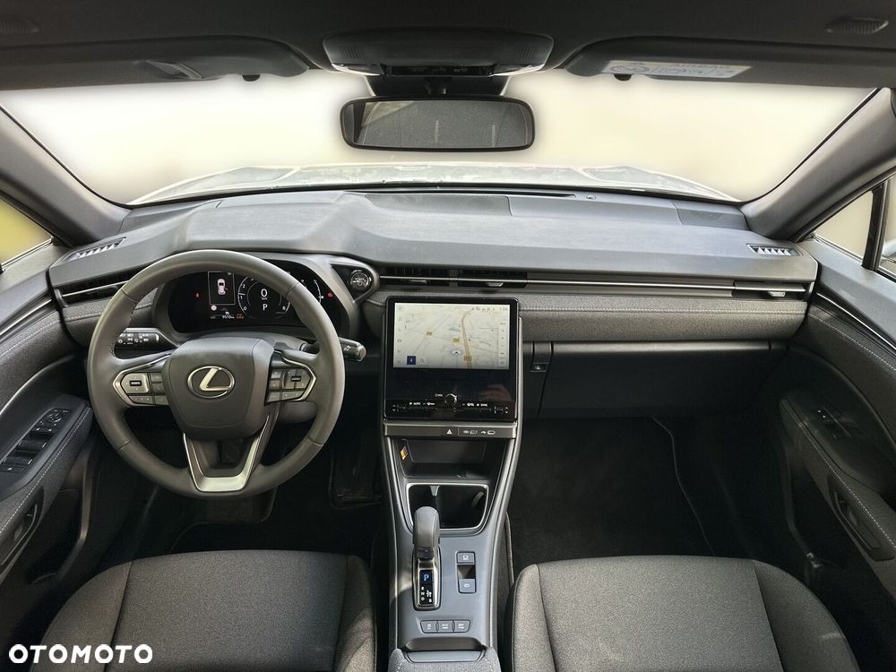 Lexus LBX 1.5 Hybrid - 3