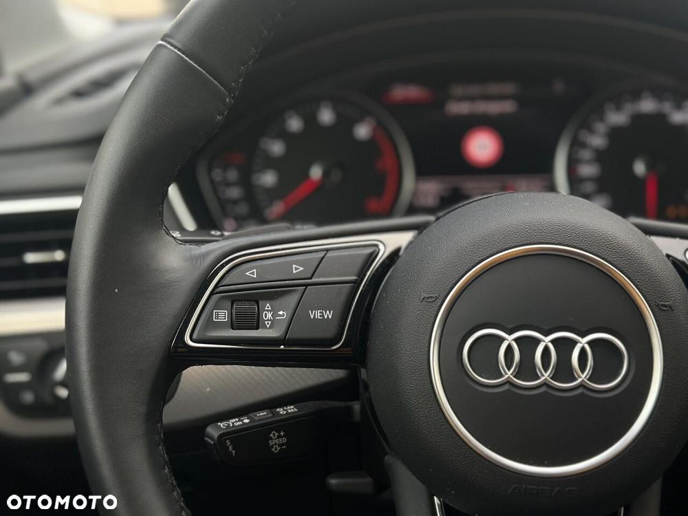 Audi A4 Limousine - 10