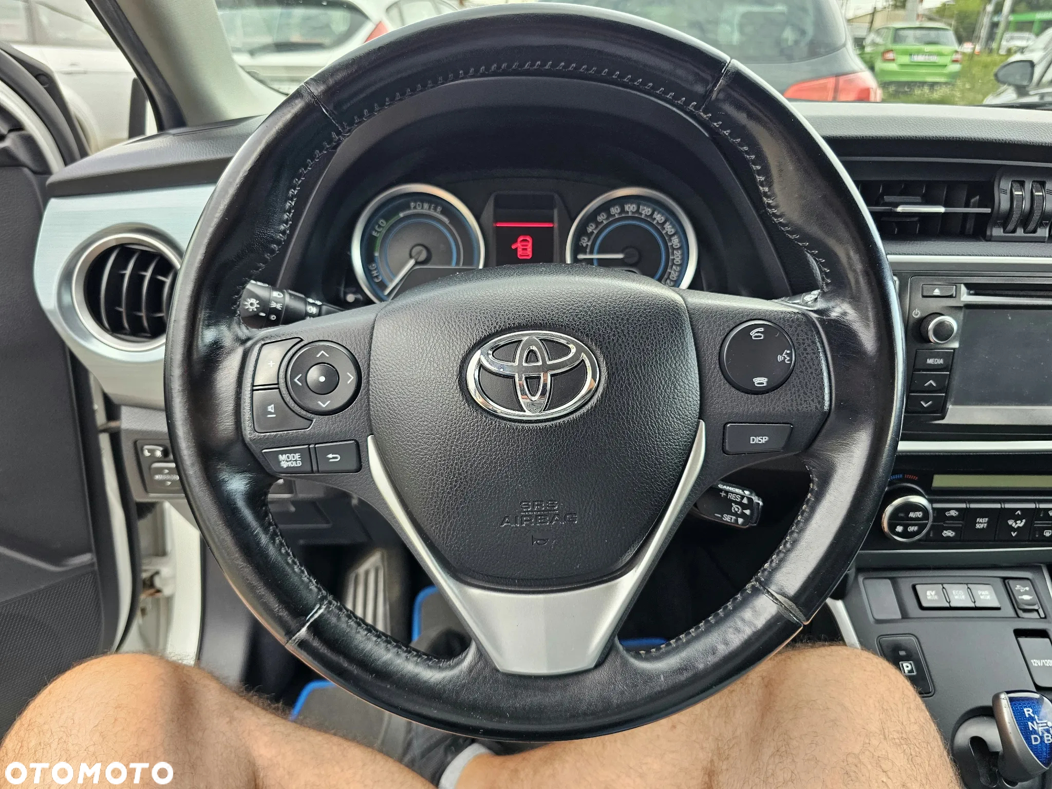 Toyota Auris 1.8 HSD Prestige NAVI - 18