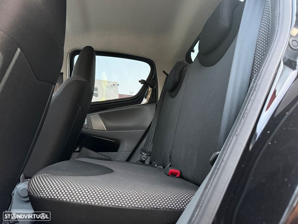 Toyota Aygo Cool - 15