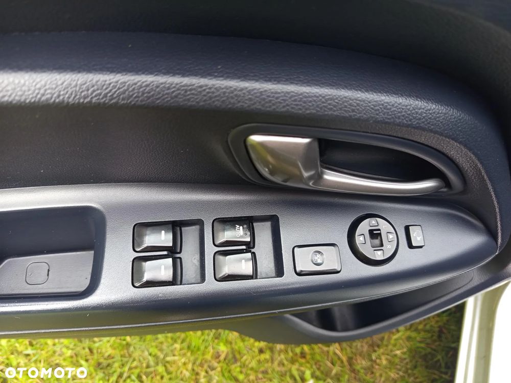 Kia Rio 1.1 CRDI Business Line - 3