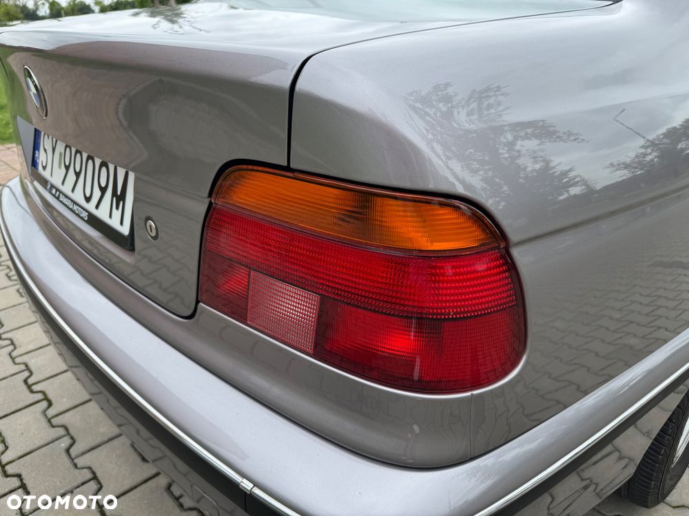BMW Seria 5 - 10