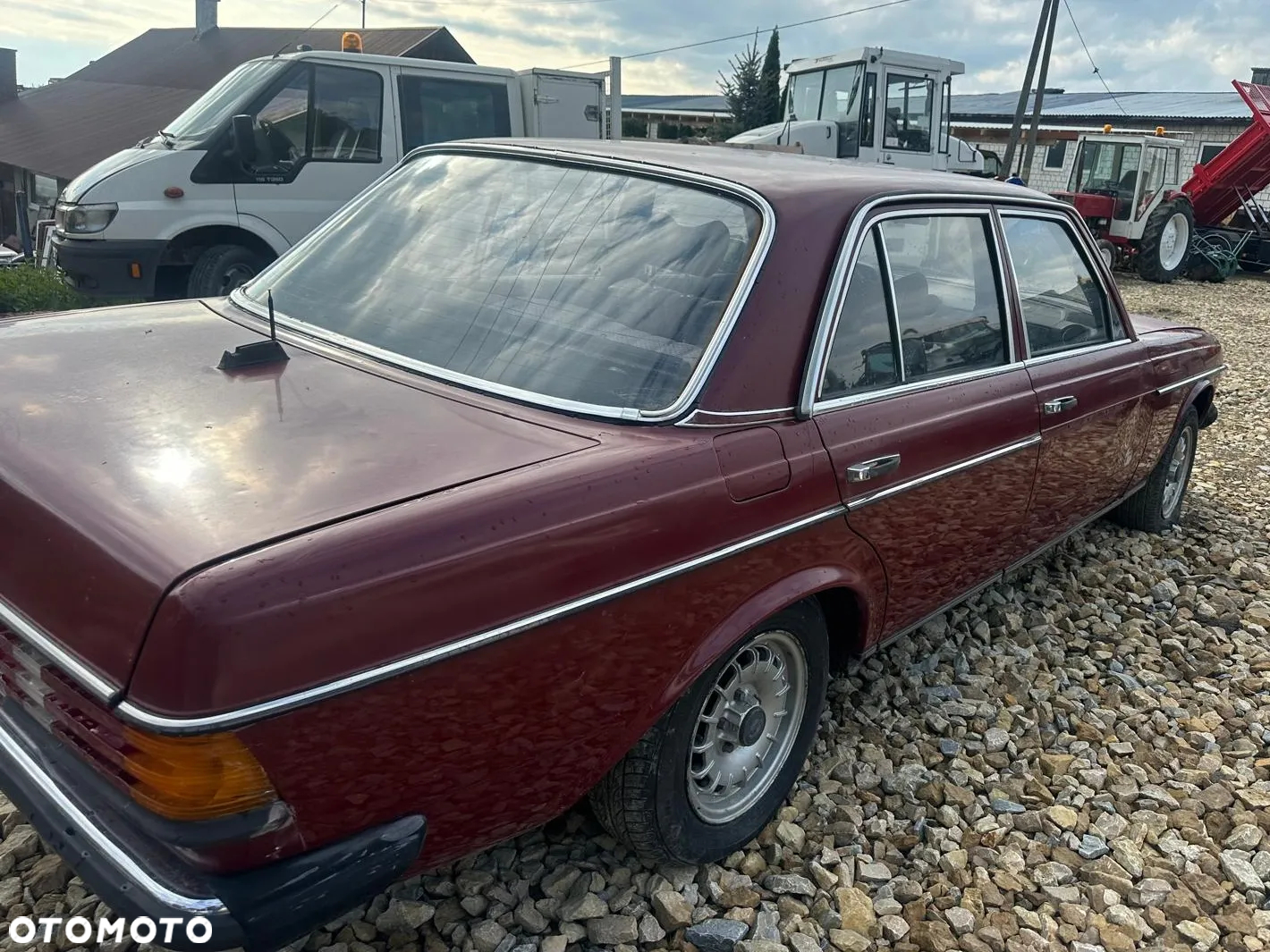 Mercedes-Benz W123 - 4