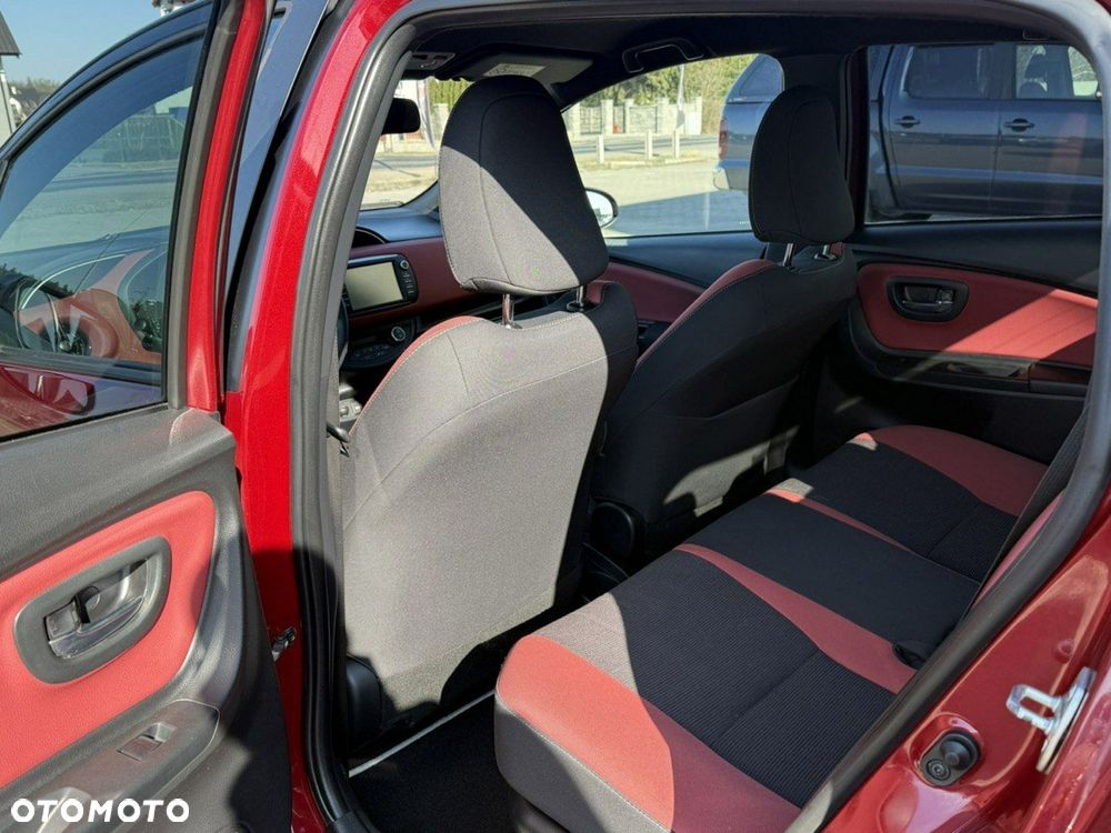 Toyota Yaris - 23