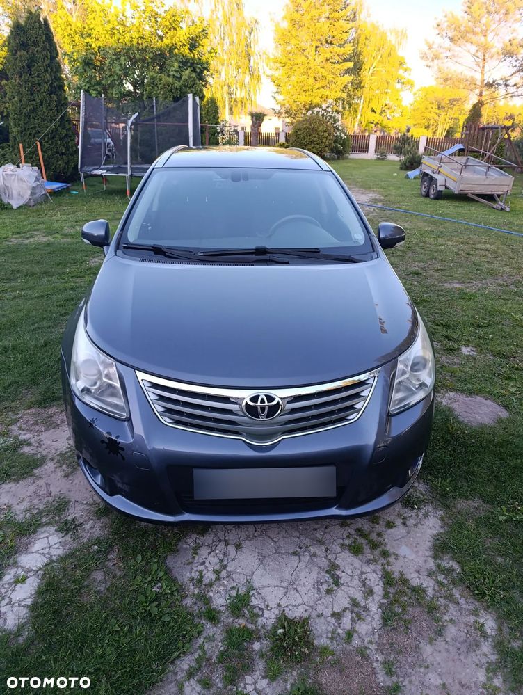 Toyota Avensis 2.2 D-4D Sol - 11