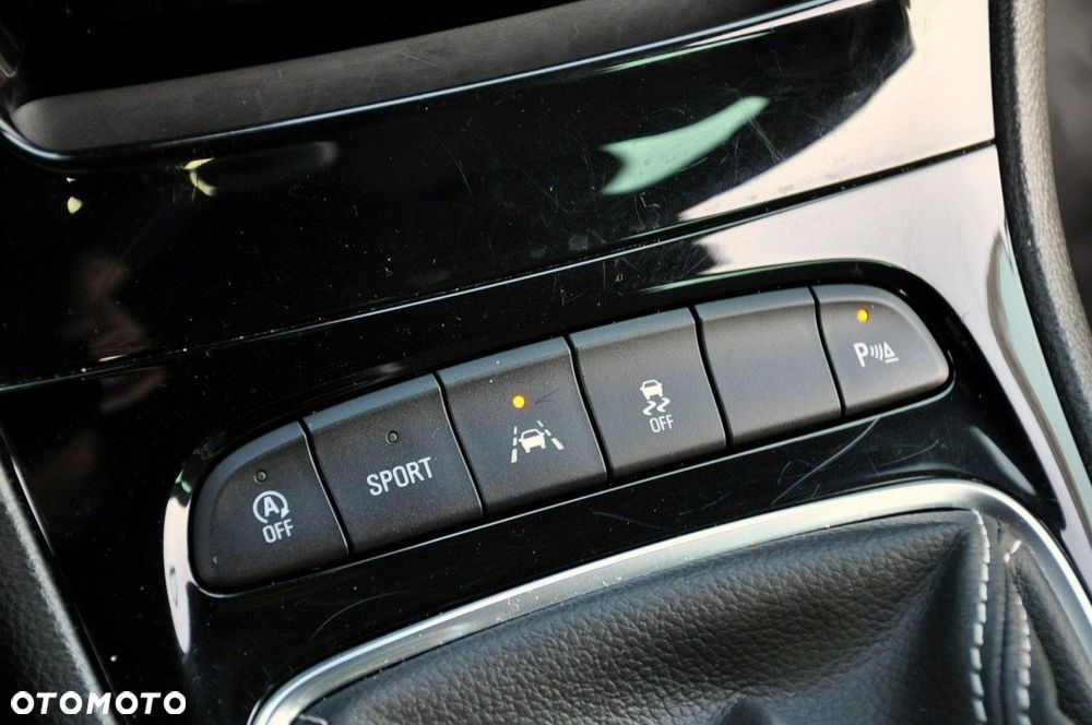 Opel Astra - 34