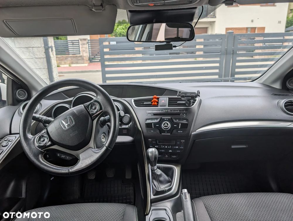 Honda Civic 1.8 Elegance (Honda Connect+) - 6