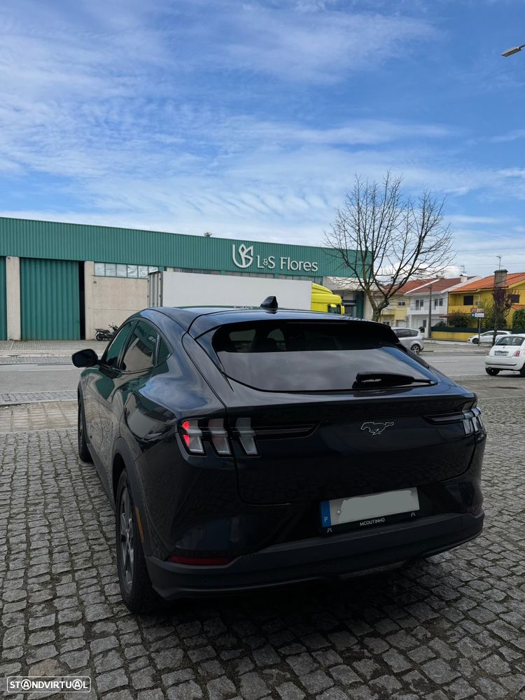 Ford Mustang Mach-E - 6