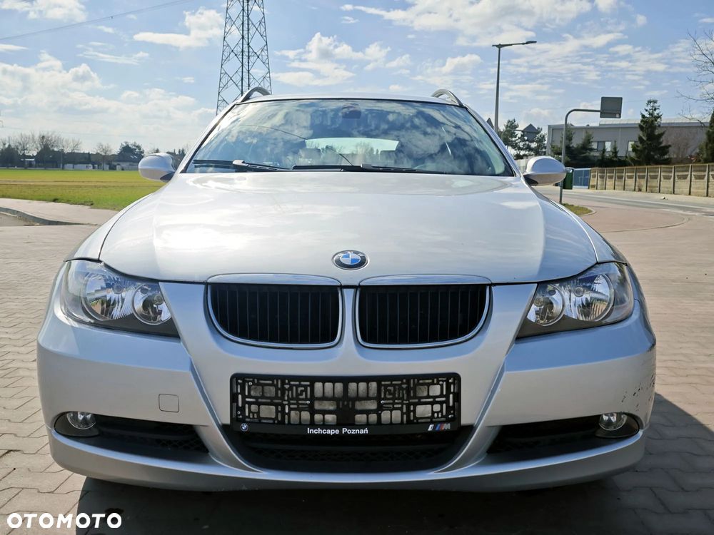 BMW Seria 3 318d - 20