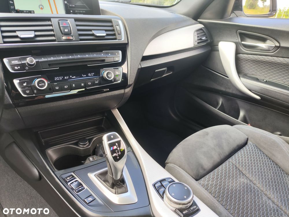 BMW Seria 2 220d - 14