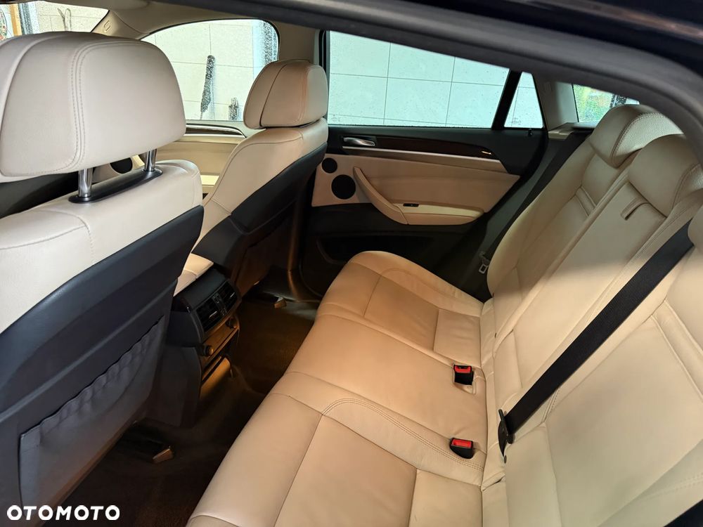 BMW X6 - 16