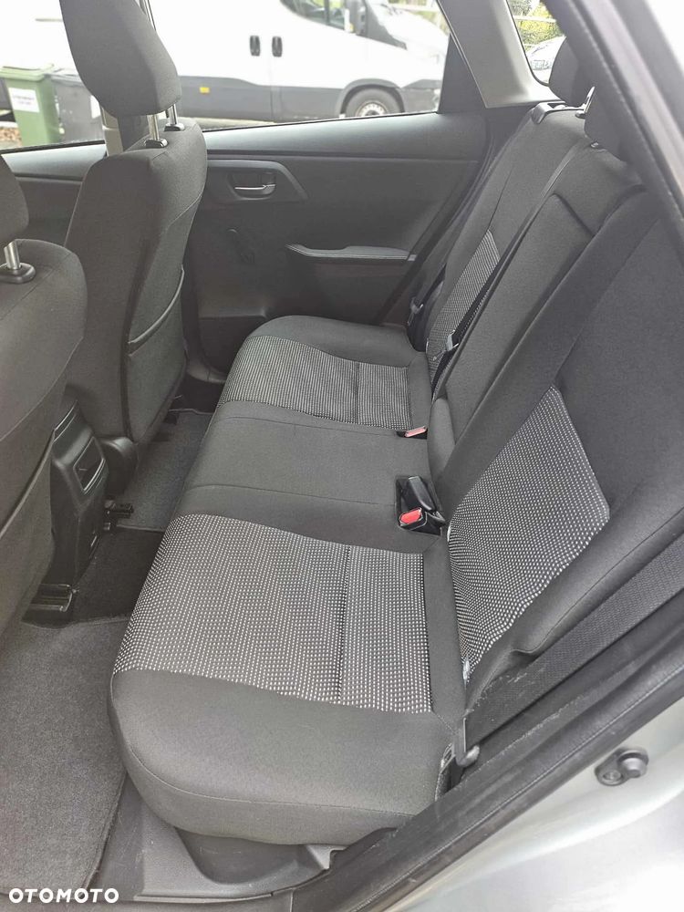 Toyota Auris - 7