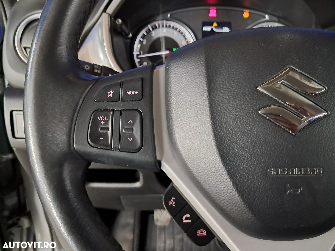 Suzuki Vitara - 12