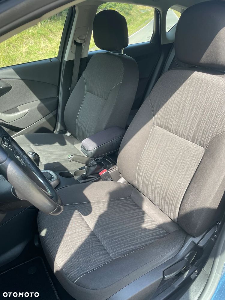 Opel Astra 1.4 Turbo Exklusiv - 16