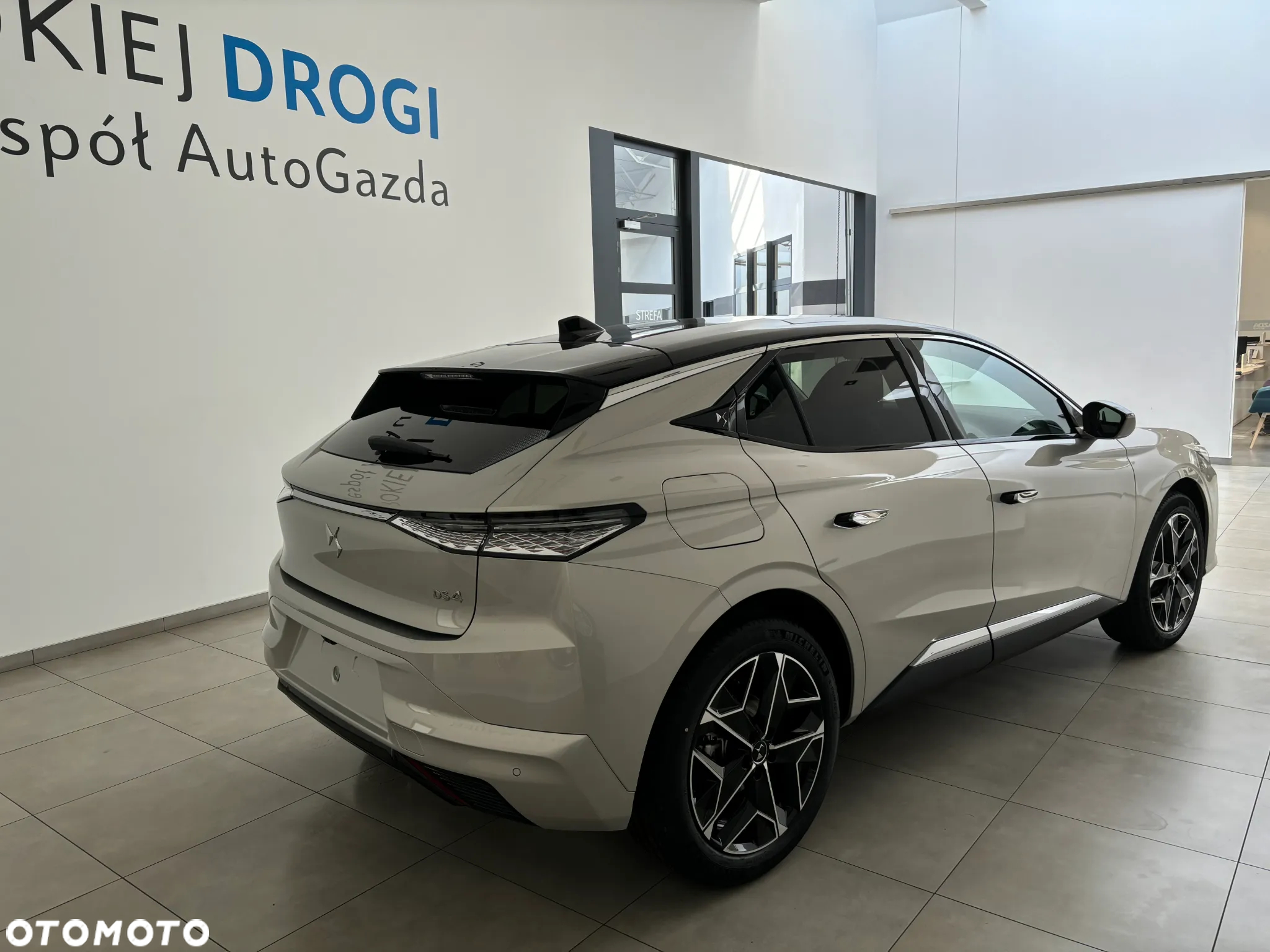 DS Automobiles DS 4 - 9