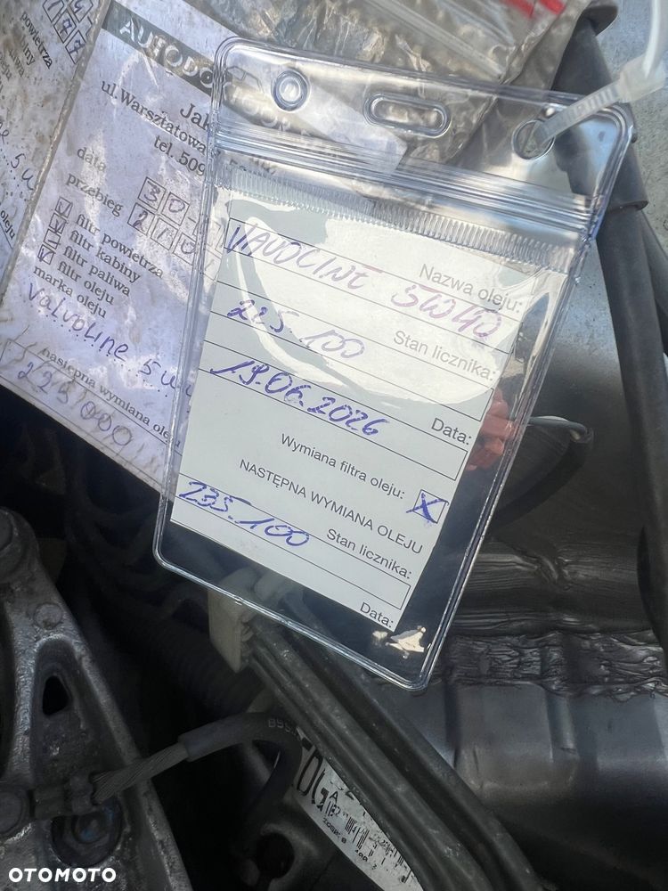 Honda Accord 2.0 ES - 38