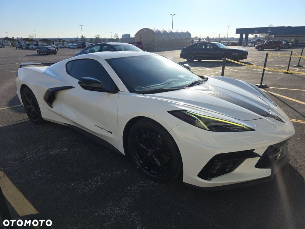 Chevrolet Corvette - 5