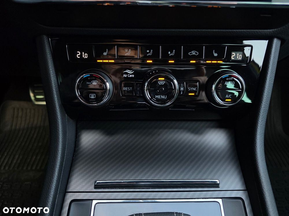 Skoda Superb 2.0 TSI 4x4 Sportline DSG - 22