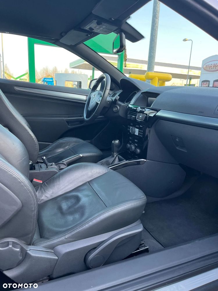 Opel Astra 1.8 Cosmo - 9