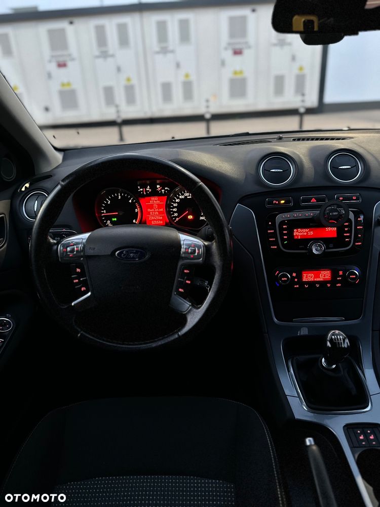 Ford Mondeo 1.6 TDCi ECOnetic Start-Stopp Trend - 9