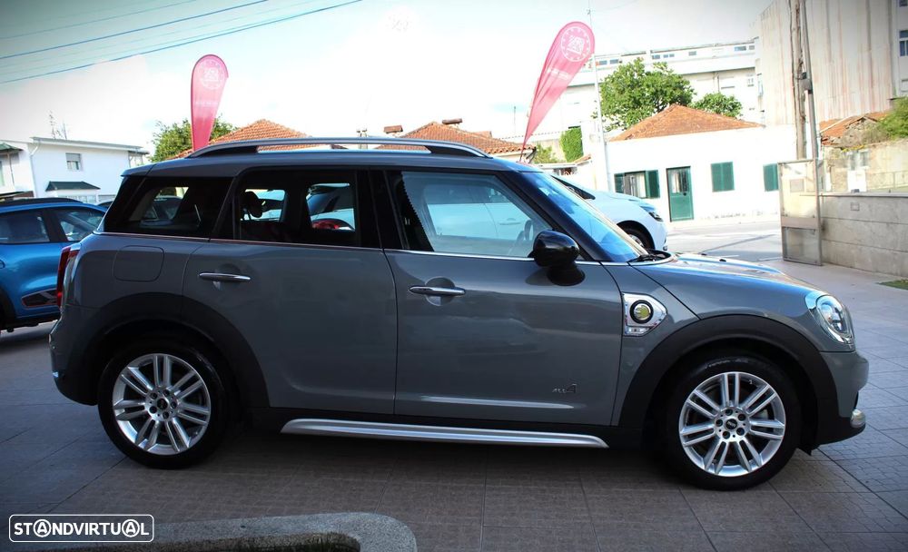 MINI Countryman Cooper SE ALL4 Auto - 4