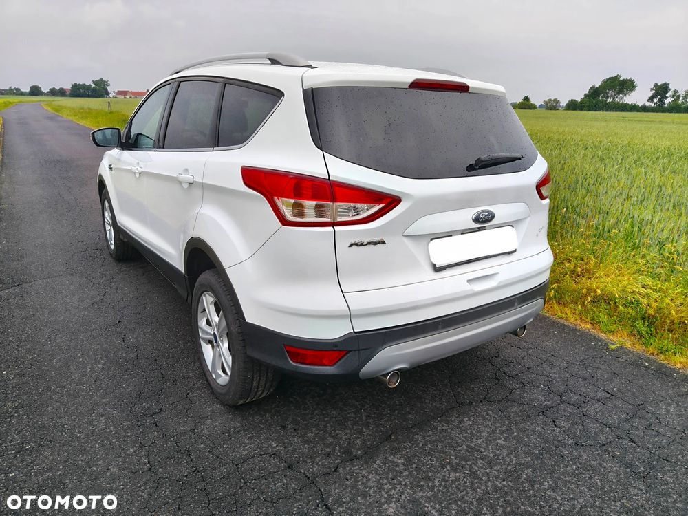 Ford Kuga 2.0 TDCi FWD Titanium - 10