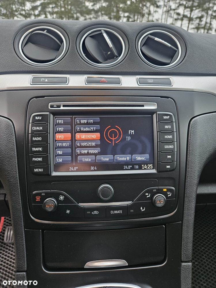 Ford S-Max 2.0 TDCi DPF Trend - 17