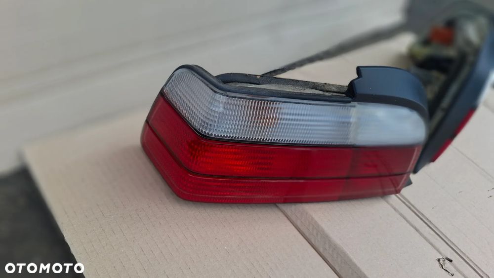 BMW E36 CABRIO COUPE LAMPY TYŁ TYLNIE MA PAKIET - 3