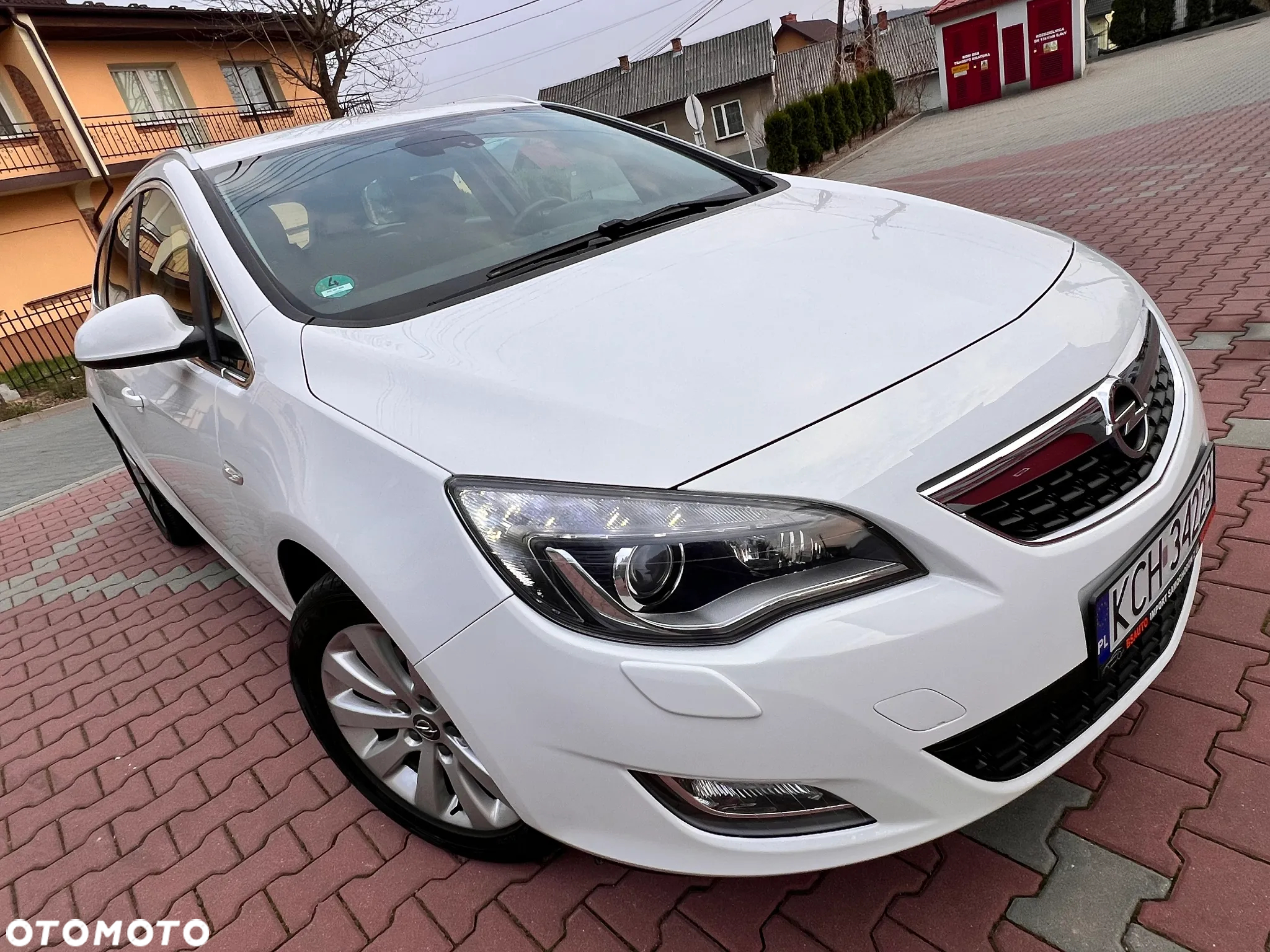Opel Astra IV 1.6 T Sport - 12
