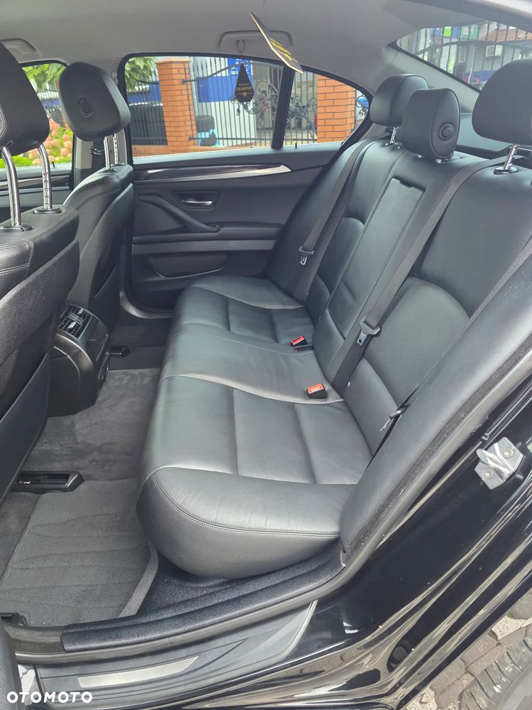 BMW Seria 5 520d - 22