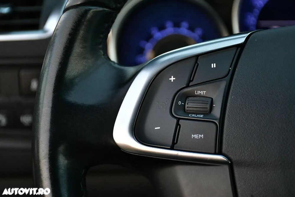 DS Automobiles DS 4 BlueHDi S&S BVM6 So Chic - 17