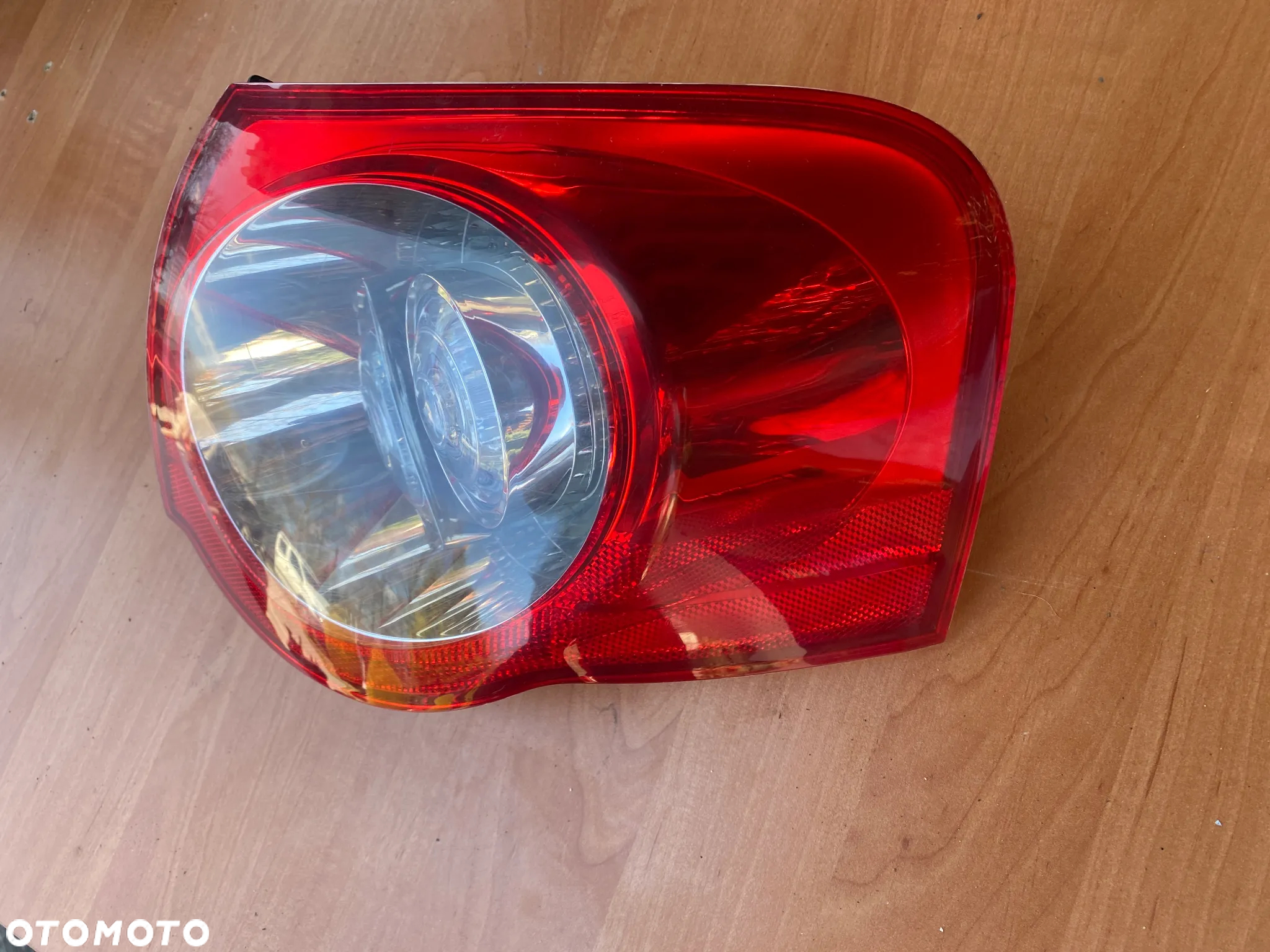 LAMPA TYŁ TYLNA PRAWA  VW PASSAT B6 KOMBI - 11