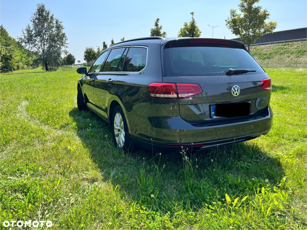 Volkswagen Passat Variant 2.0 TDI SCR DSG Business - 6