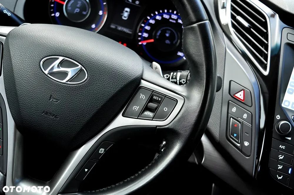Hyundai i40 1.7 CRDi Premium DCT - 32