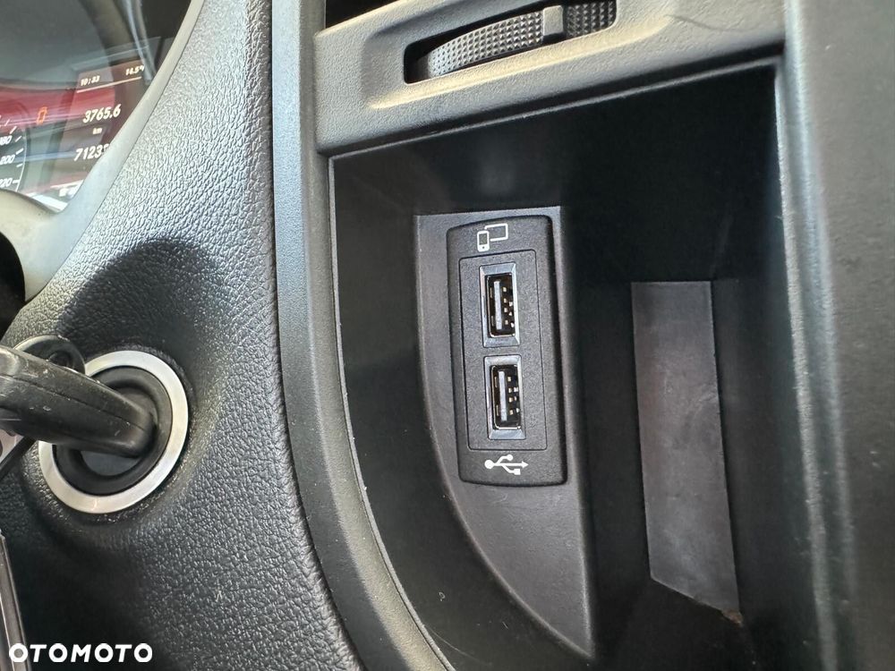 Mercedes-Benz Vito - 26