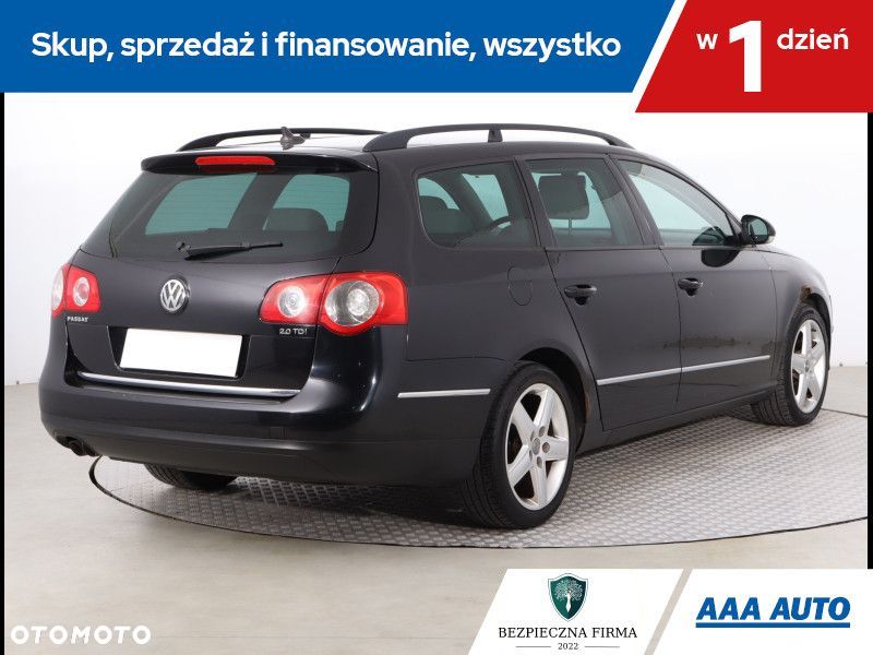 Volkswagen Passat - 6