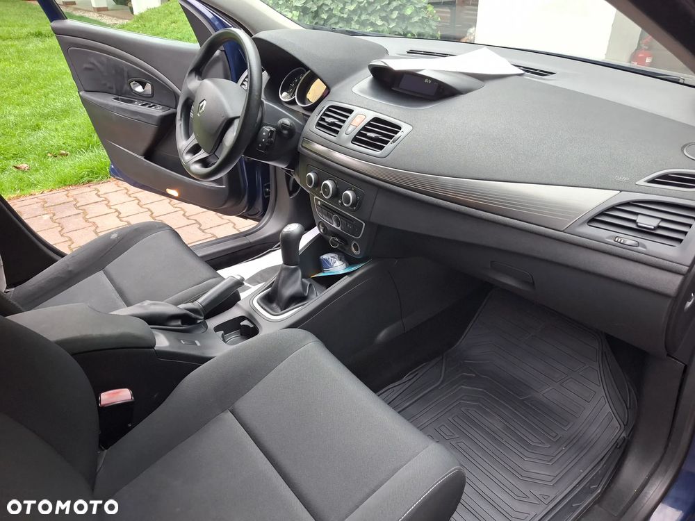 Renault Megane 1.6 Confort Dynamique - 11