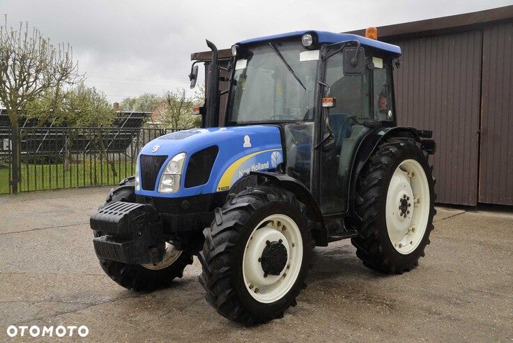 New Holland T4020 - 5