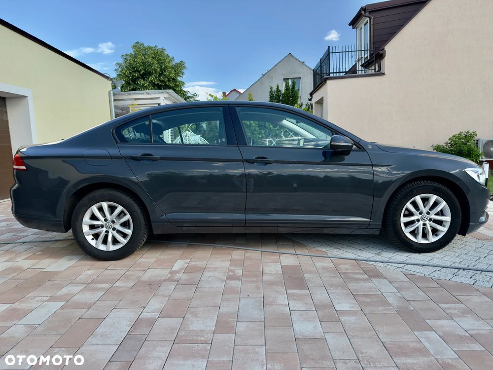 Volkswagen Passat 1.5 TSI EVO Trendline - 5